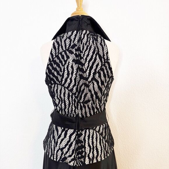 Tadashi Collection Sleeveless Top Sz 8 Faux Wrap High Collar Lace Black Glam - Picture 3 of 10